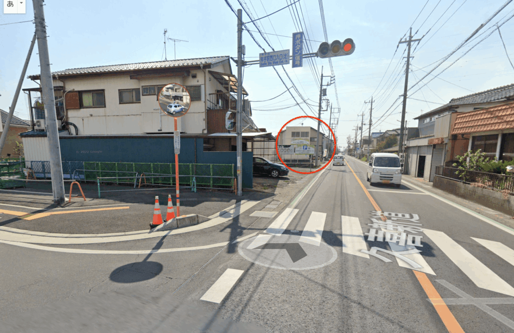 左手５０mが当社です。